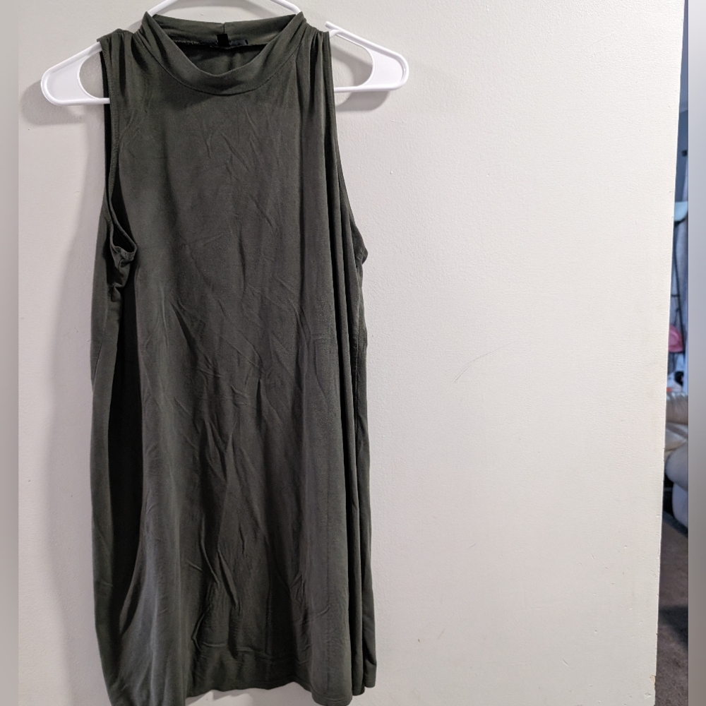 Tiana B. Green, dress, Velvet, S